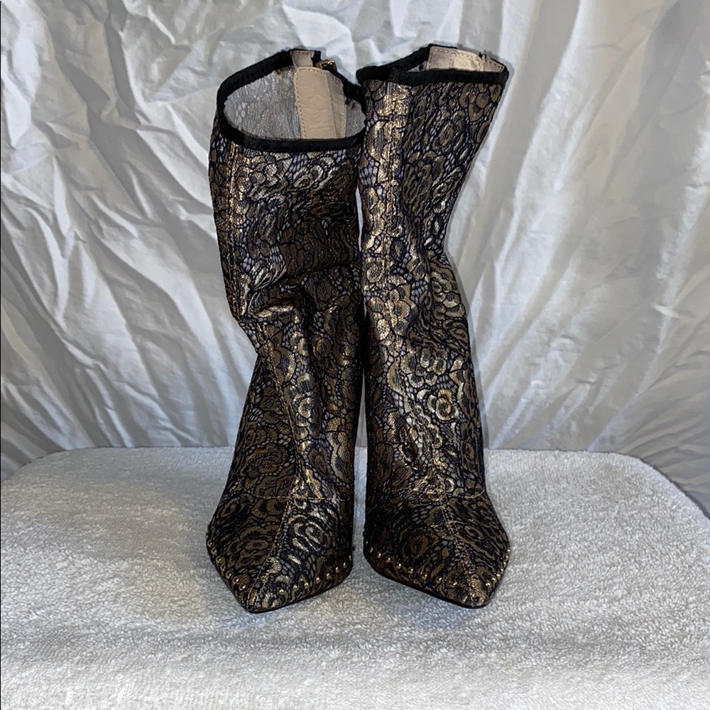 Cape Robbin black and gold lace 4” stiletto boots. Size 6, preowned